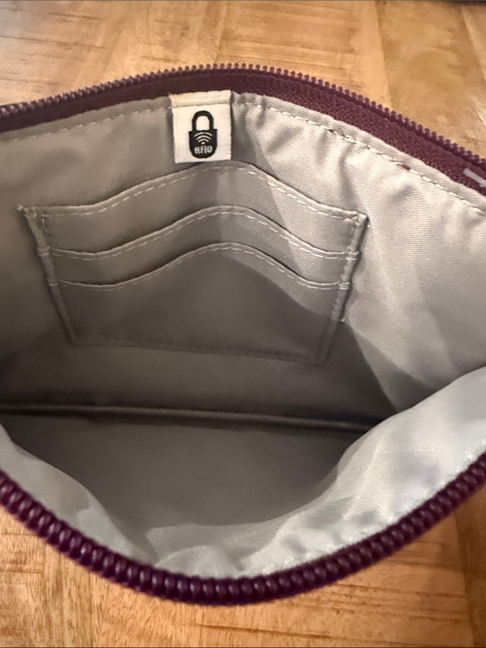 Baggallini Plum Multi-Zip Currency Organizer Wristlet - Picture 4 of 4
